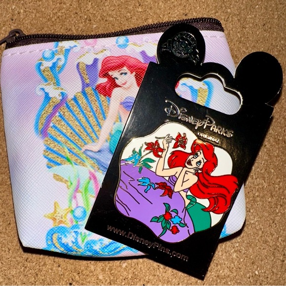 🛍️🤩🔥HOT SALE ALERT🔥 Disney The Little Mermaid 🧜🏼♀️ Princess Ariel Trading Pin - Picture 1 of 6